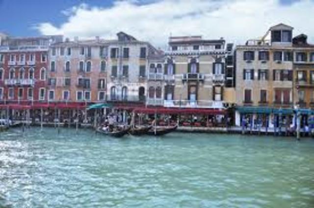 I study abroad in Vience, Italy