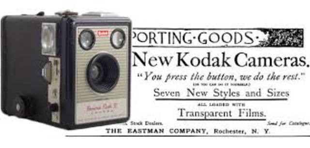 la primera pelicula fotografica en color moderna kodachrome , dejo de fabricarse en el 2009