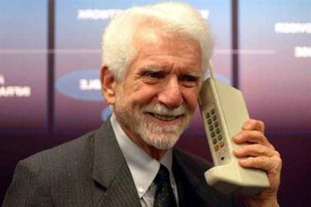 creacion del telefono celular