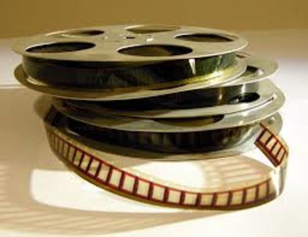 Comercialización del rollo de película o celuloide