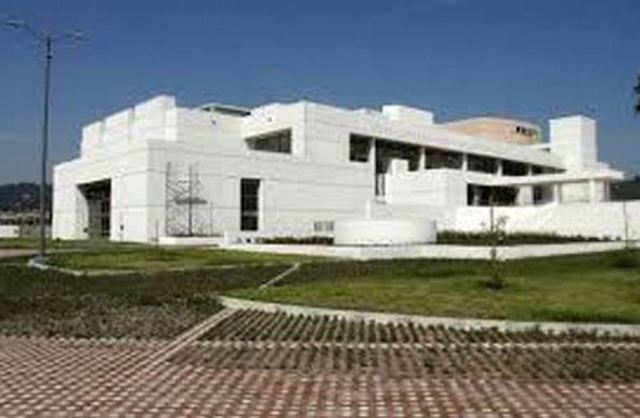 Biblioteca Julio Mario Santodomingo