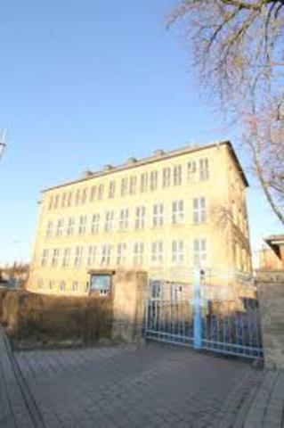 Primaria en Gera - el edificio de la primaria Karl Marx