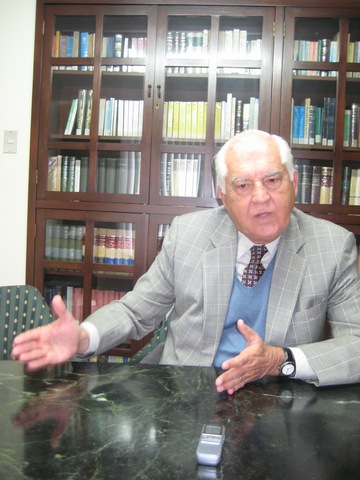 el software era producido en masa por académicos e investigadores