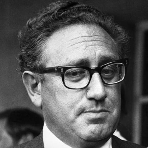 Kissinger rechaza el "Ecodesarrollo"