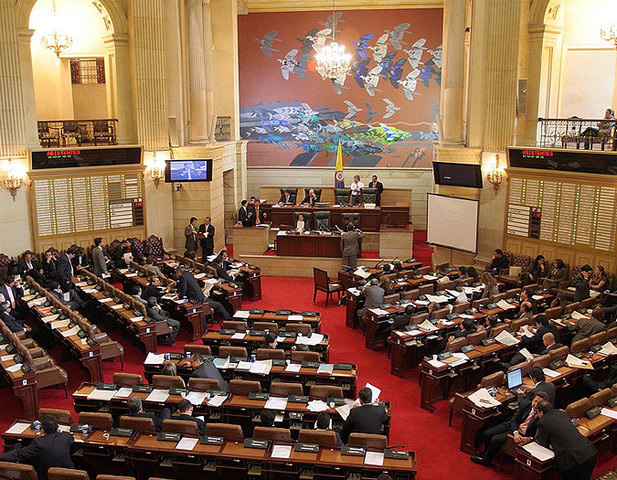 Expedisión de la Ley 100 de 1993