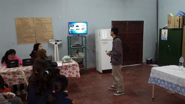 Llega televisor y reproductor de DVD