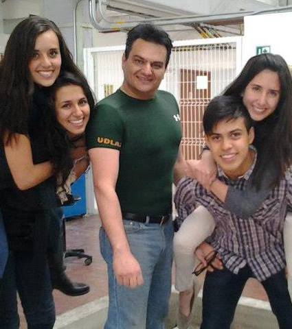 dando clases actualmente