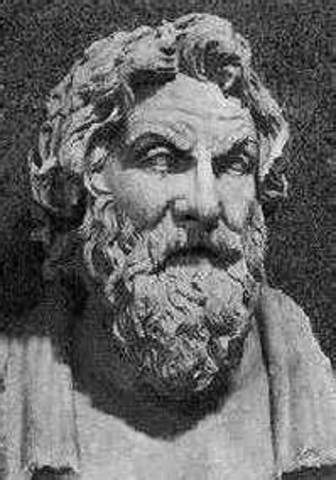 444 a.c Antístenes de Atenas