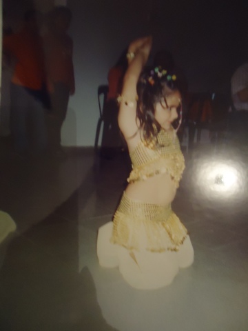 danced for the brithday to my grandfather the four year