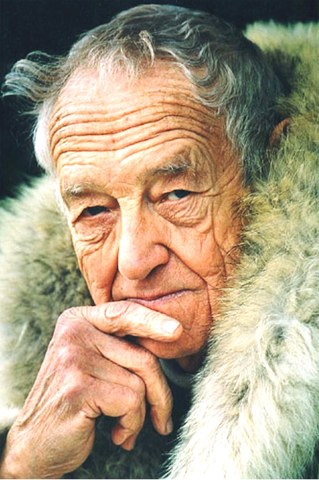 Andrew Newell Wyeth is born