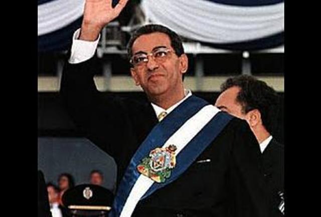 Carlos Roberto Flores