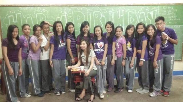 Narranians performed for their teacher's birthday