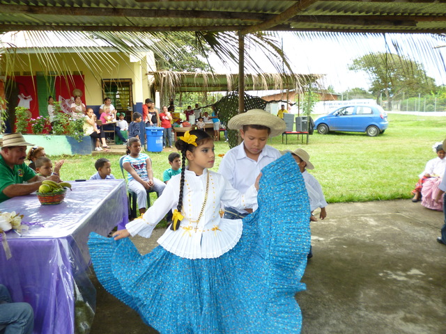 Conjunto típico los Algarrobos