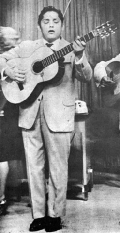 Participaba en programas de Radio