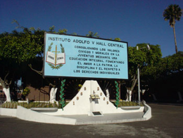 Primer Congreso Nacional de Educación y Fundación del Adolfo V. Hall Central