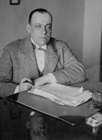 Houde Arrested for Sedition