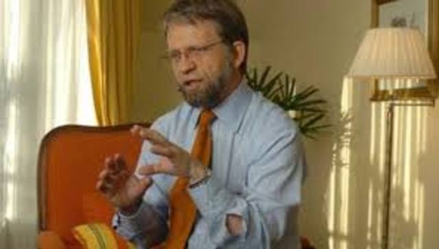 director y investigador