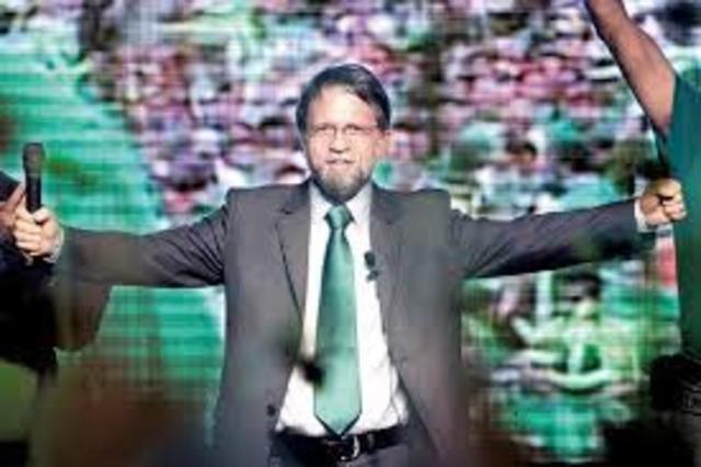 continua desrrollandose y ensanchando