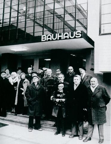 Nazis cierran Bauhaus