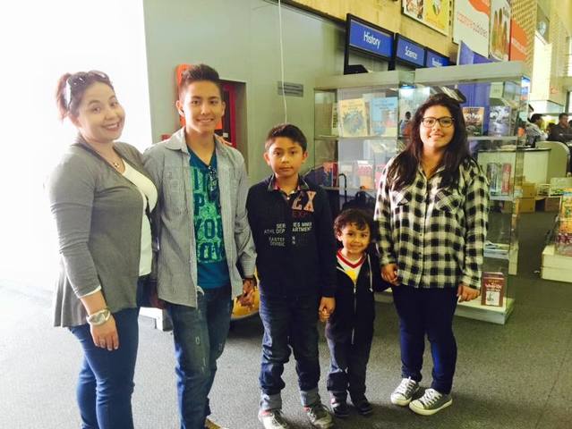 Comenzo sus estudios en la universidad la gran colombia