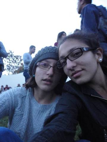 Su única hernana nació.