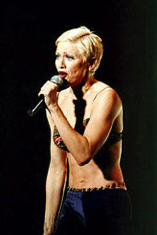 Gira The Girlie Show World Tour