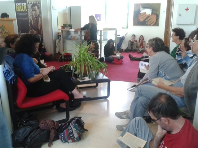 ‘Ocupación’ por la biblioteca de Las Palomas