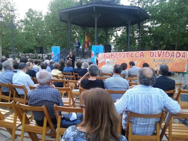 Las Palomas ‘toman’ la Feria del Libro
