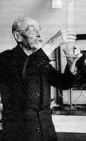 HISTORIA DE LA MICROBIOLOGÍA