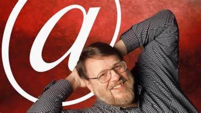 Ray Tomlinson crea un programa de correo electrónico para enviar mensajes.