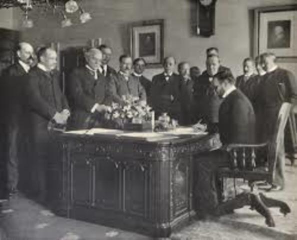 FIRMA DEL TRATADO MADRID (ESPAÑA)