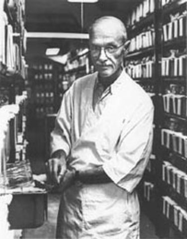 george snell   contribuye al conocimiento del papel del complejo mayir de histocompatibilidada en ratones sus caracteristicas geneticas y su regulacion