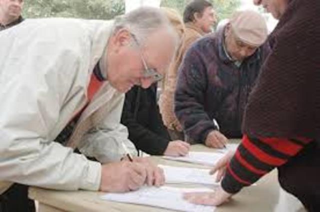 Firma de un convenio de asociación con el “Centro Mundial de París para el Recurso Humano”