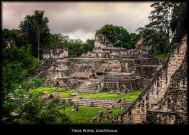 Abandono de Tikal