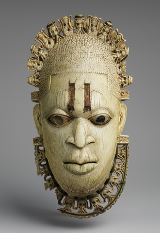 Queen Mother Pendant Mask: Iyoba