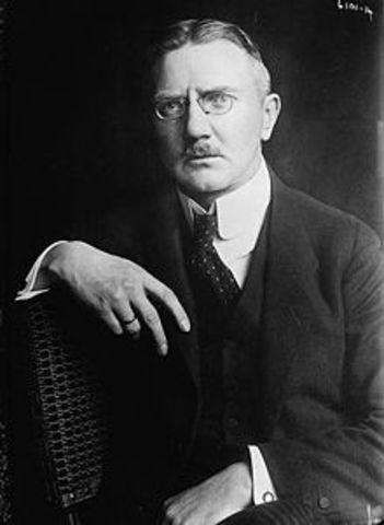 Hjalmar Schacht brought to the stand