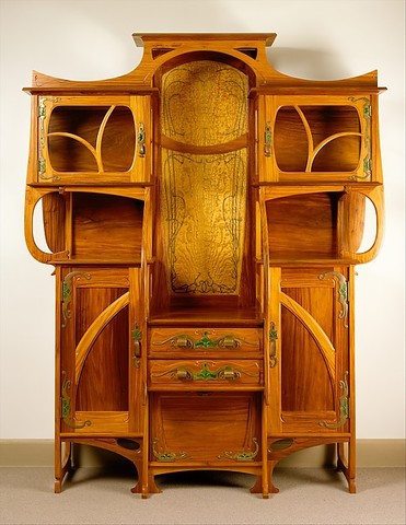 Art Nouveau Furniture