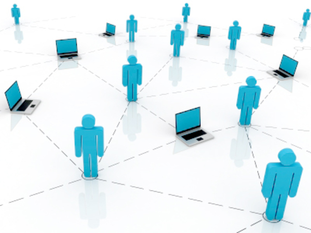 En Estados unidos se inventa el intercambios de datos electronicos "EDI"