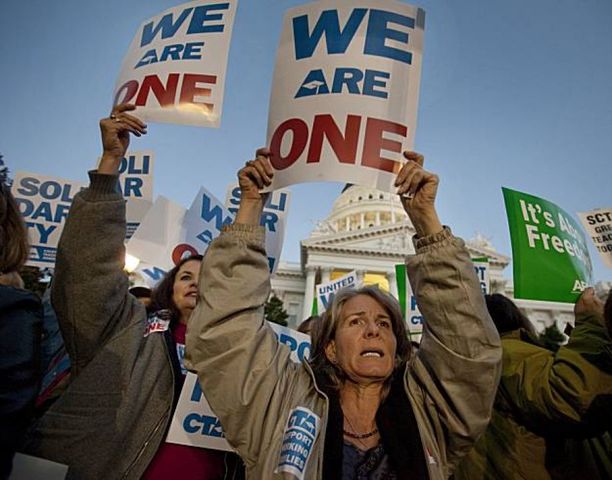 Executive Order 10988