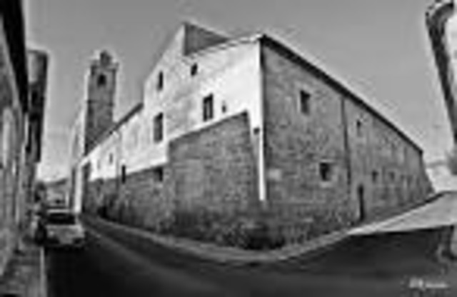 Se Inicia la construcción de una específica casa de estudios provinciales