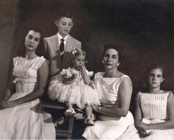 La Familia Socarras - Holguin, Cuba