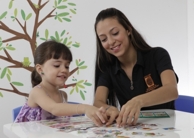 ACREDITACIÓN DE ALTA CALIDAD - PSICOLOGÍA