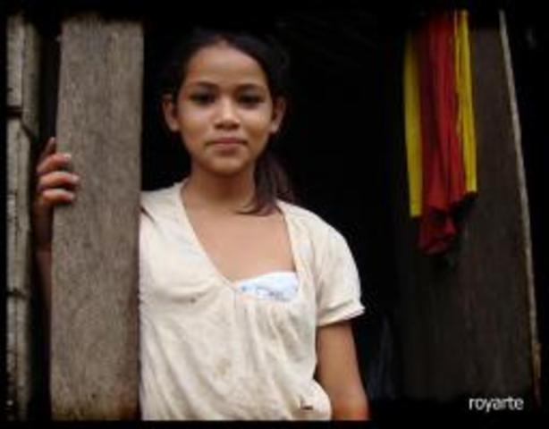 Parte a vivir en Armenía con su tía a causa de problemas familiares