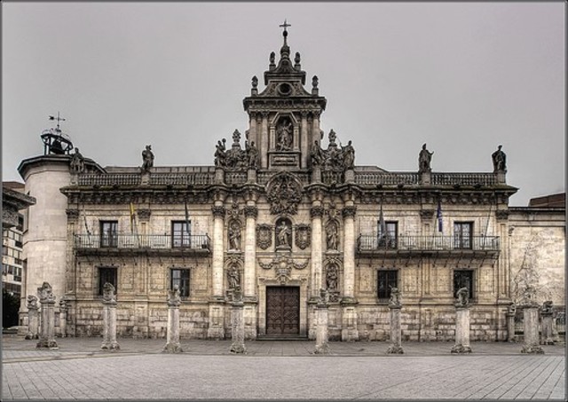 Universidad de Valladolid ( España)
