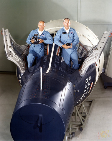 USA launch Gemini 12