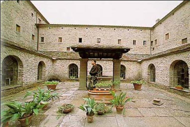 empiezan a solicitar su exclaustración numerosos religiosos