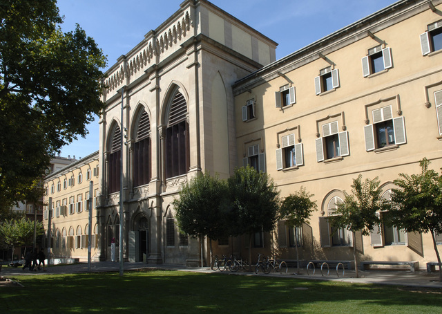 UNIVERSIDAD DE MODENA(italia)