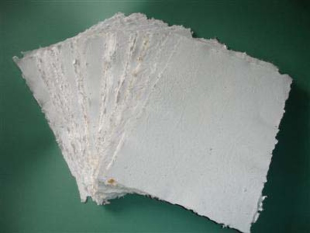 1035 reutilzan papel