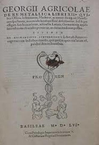 GEORGIUS AGRICOLA PUBLICO LA OBRA DE RE METALLICA