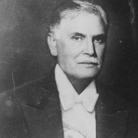 Renuncia y Castillo Presidente